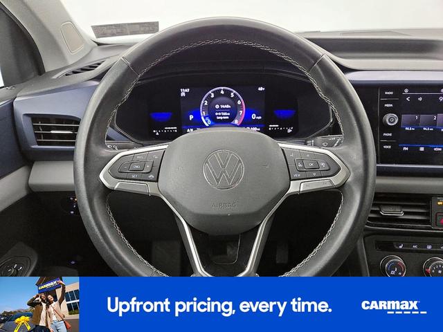 Photo of 2022 Gray Volkswagen Taos