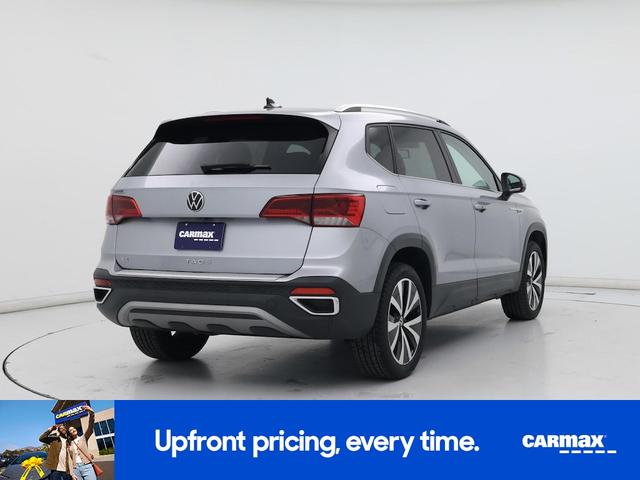 Photo of 2022 Gray Volkswagen Taos