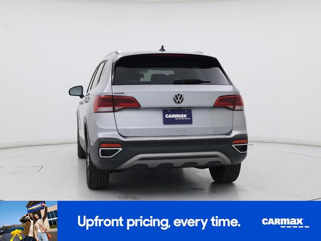 Photo of 2022 Gray Volkswagen Taos
