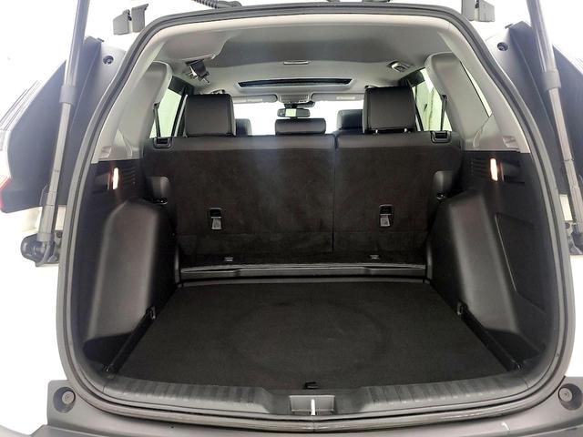 Photo of 2021 White Honda CR-V