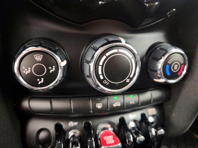 Photo of 2019 Black MINI Hardtop