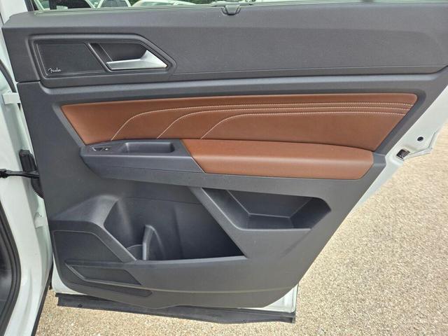 Photo of 2021 White Volkswagen Atlas