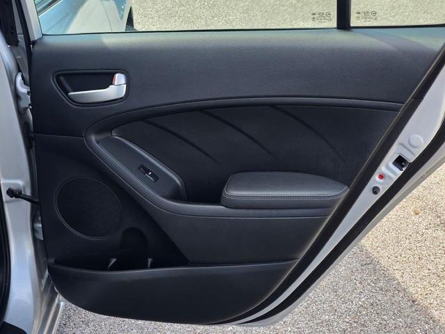 Photo of 2018 Silky Silver Kia Forte