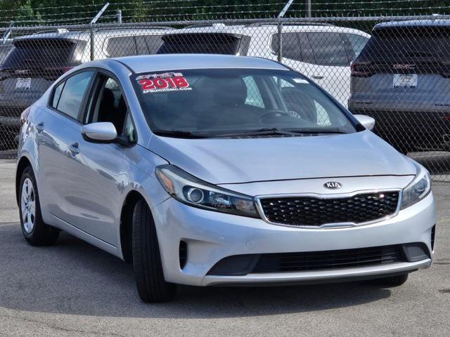 Photo of 2018 Silky Silver Kia Forte
