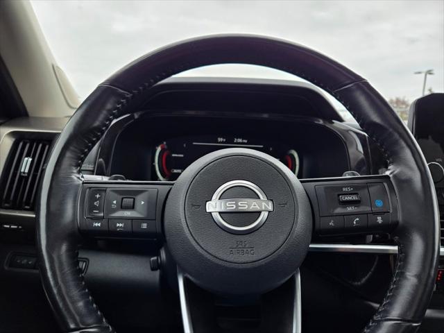 Photo of 2022 Scarlet Ember Tintcoat Nissan Pathfinder