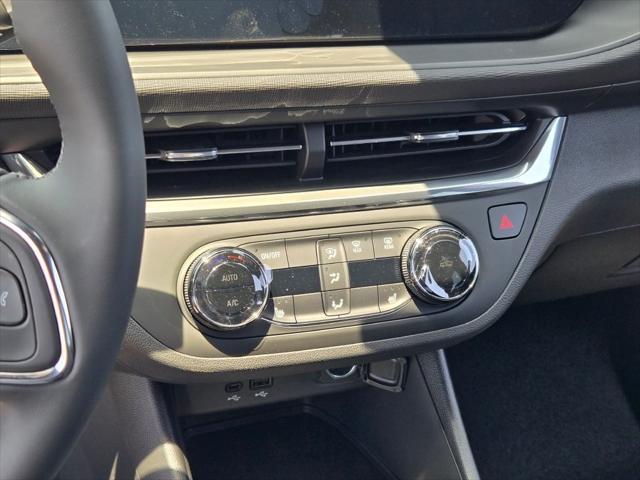 Photo of 2025 Ebony Twilight Metallic Buick Envista
