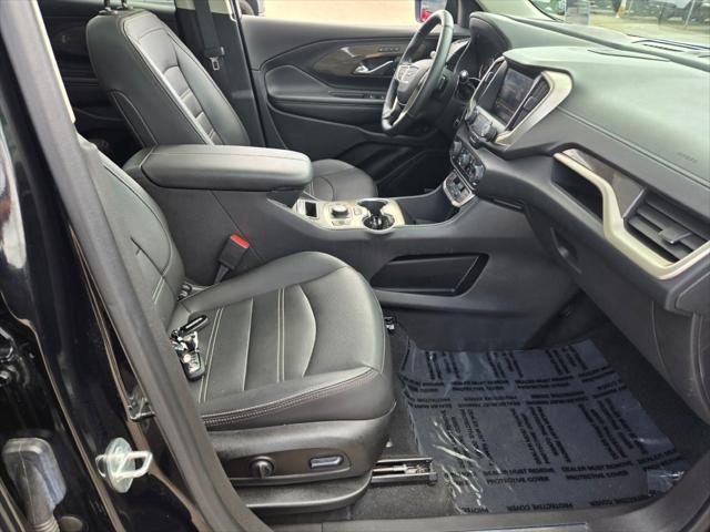 Photo of 2023 Ebony Twilight Metallic GMC Terrain