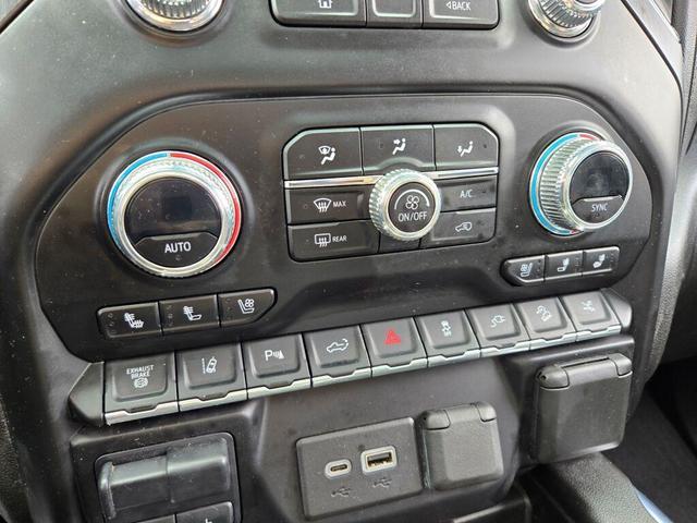 Photo of 2023 Summit White GMC Sierra 2500