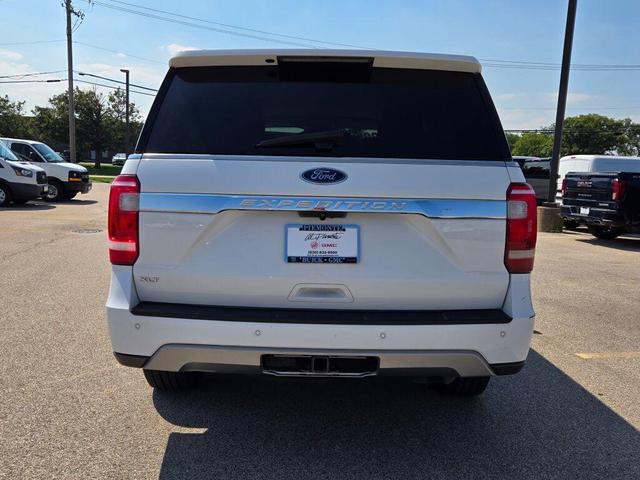 Photo of 2020 Oxford White Ford Expedition
