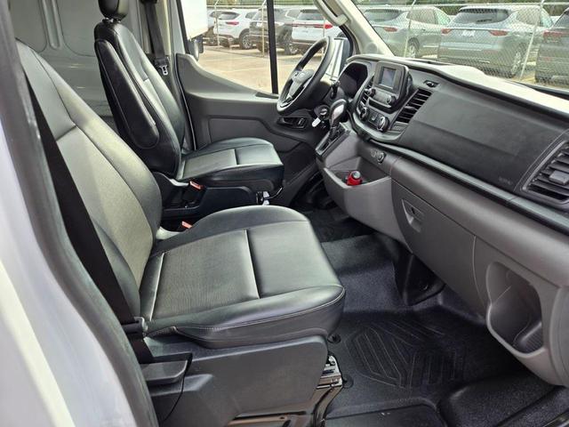 Photo of 2023 Oxford White Ford Transit-250