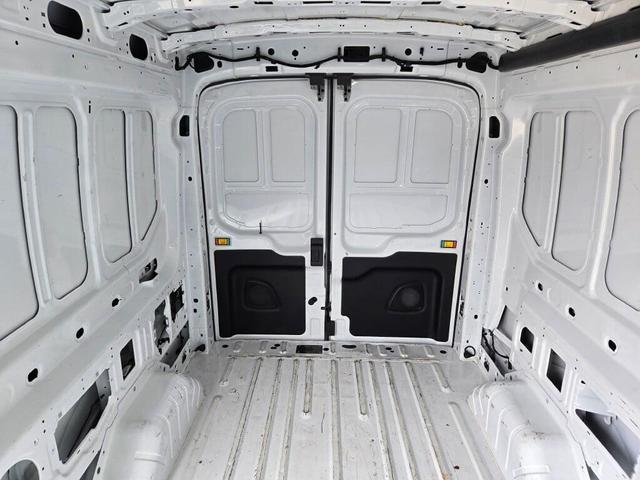 Photo of 2023 Oxford White Ford Transit-250