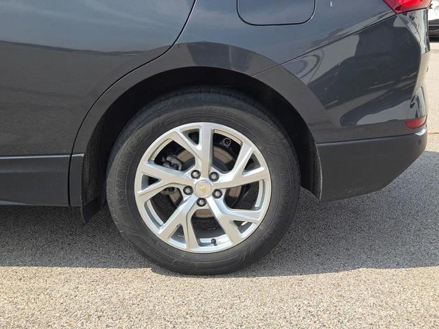 Photo of 2021 Nightfall Gray Metallic Chevrolet Equinox