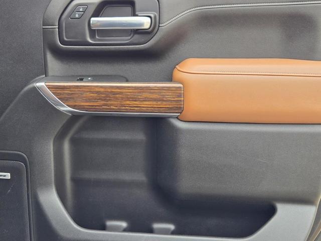 Photo of 2020 Oxford Brown Metallic Chevrolet Silverado 2500