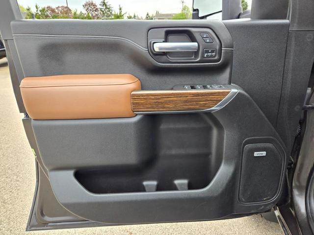 Photo of 2020 Oxford Brown Metallic Chevrolet Silverado 2500