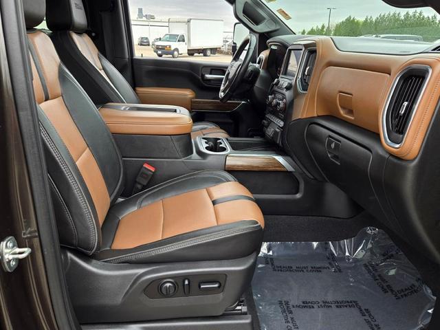 Photo of 2020 Oxford Brown Metallic Chevrolet Silverado 2500