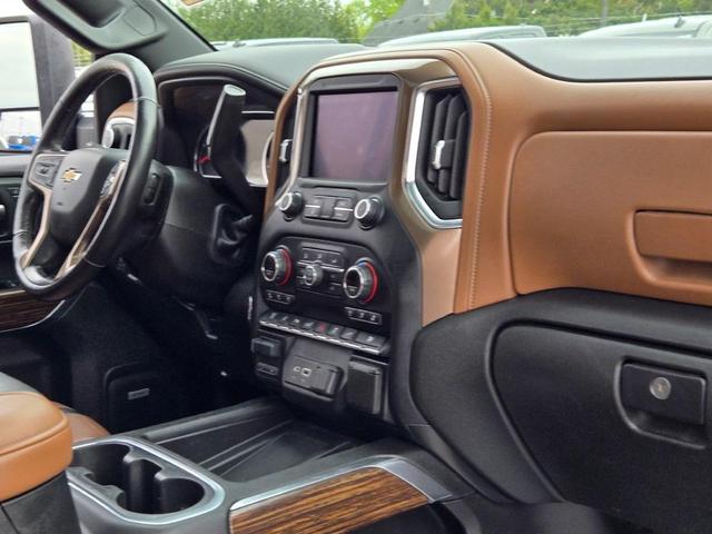 Photo of 2020 Oxford Brown Metallic Chevrolet Silverado 2500