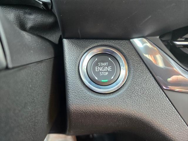 Photo of 2025 Summit White Buick Envista