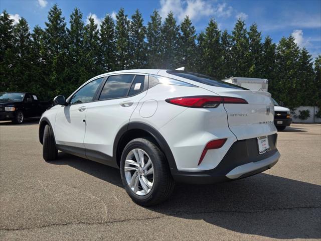 Photo of 2025 Summit White Buick Envista
