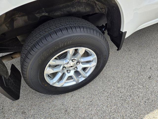 Photo of 2023 Summit White Chevrolet Silverado 1500