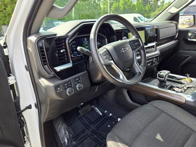 Photo of 2023 Summit White Chevrolet Silverado 1500