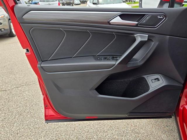 Photo of 2024 Kings Red Metallic Volkswagen Tiguan