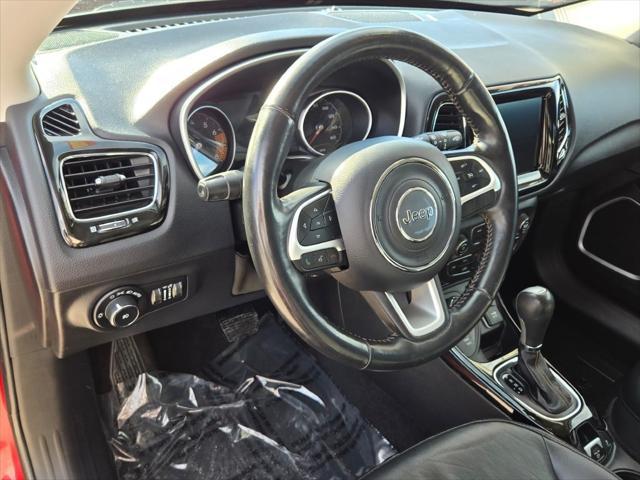 Photo of 2019 Redline Pearlcoat Jeep Compass