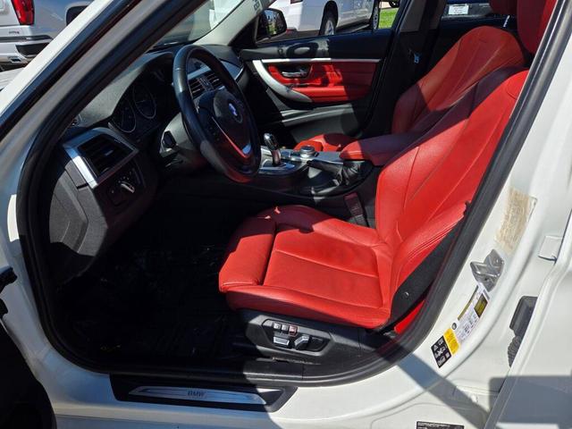 Photo of 2017 White BMW 320