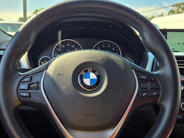 Photo of 2017 White BMW 320