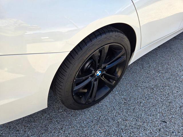 Photo of 2017 White BMW 320
