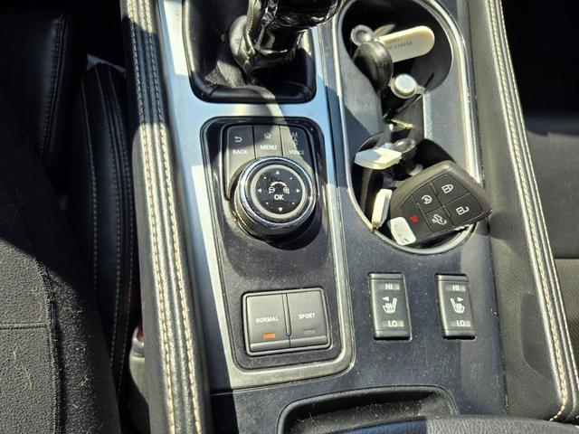 Photo of 2017 Gun Metallic Nissan Maxima