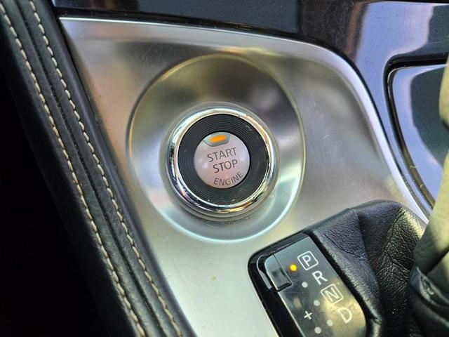 Photo of 2017 Gun Metallic Nissan Maxima