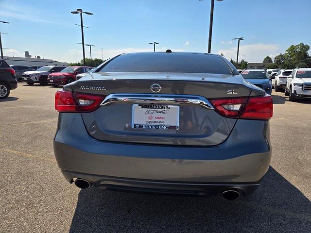 Photo of 2017 Gun Metallic Nissan Maxima