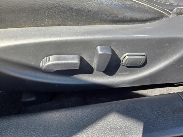 Photo of 2017 Gun Metallic Nissan Maxima