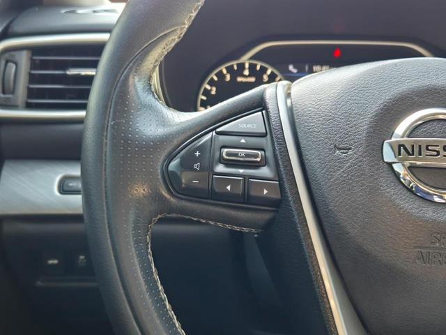 Photo of 2017 Gun Metallic Nissan Maxima