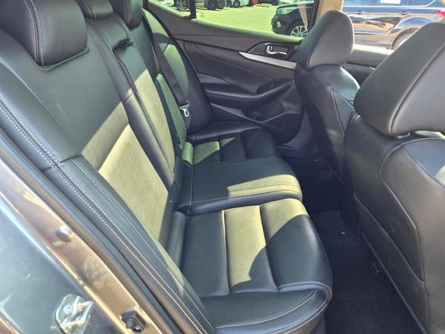 Photo of 2017 Gun Metallic Nissan Maxima