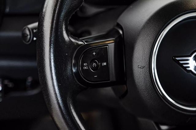Photo of 2022 Red MINI Hardtop
