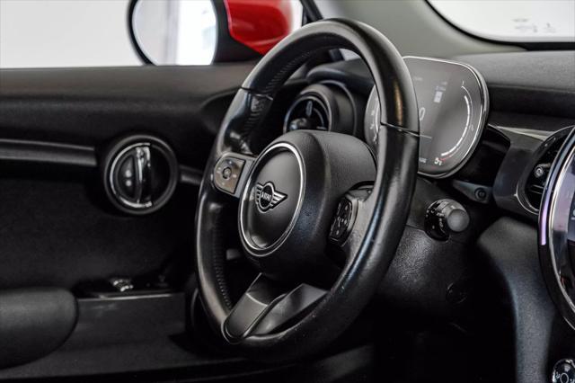 Photo of 2022 Red MINI Hardtop