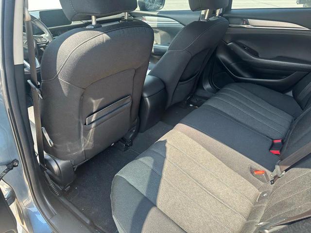 Photo of 2018 Blue Mazda Mazda6