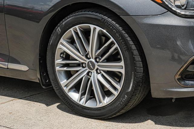 Photo of 2019 Gray Genesis G80