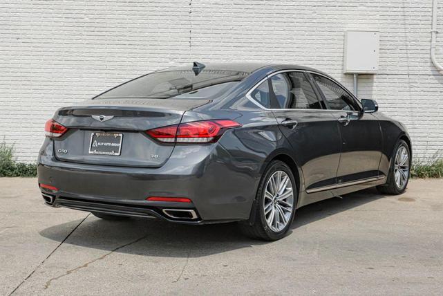 Photo of 2019 Gray Genesis G80