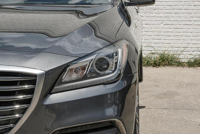 Photo of 2019 Gray Genesis G80