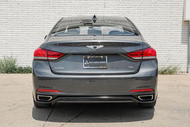 Photo of 2019 Gray Genesis G80