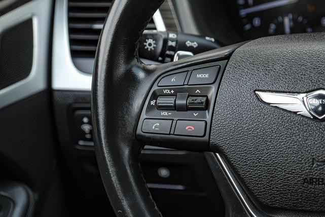 Photo of 2019 Gray Genesis G80