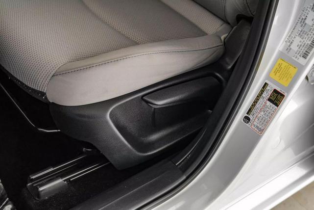 Photo of 2019 White Toyota Yaris Sedan