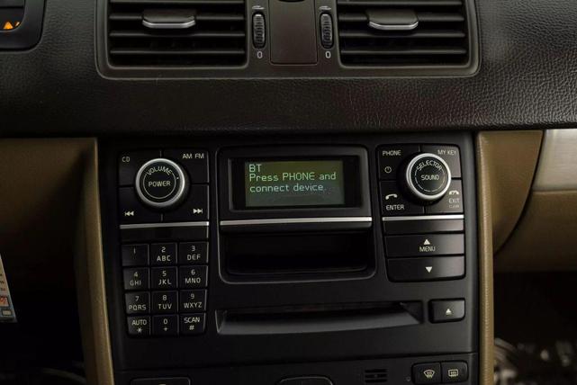 Photo of 2013 Gray Volvo XC90