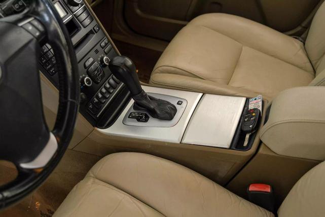 Photo of 2013 Gray Volvo XC90