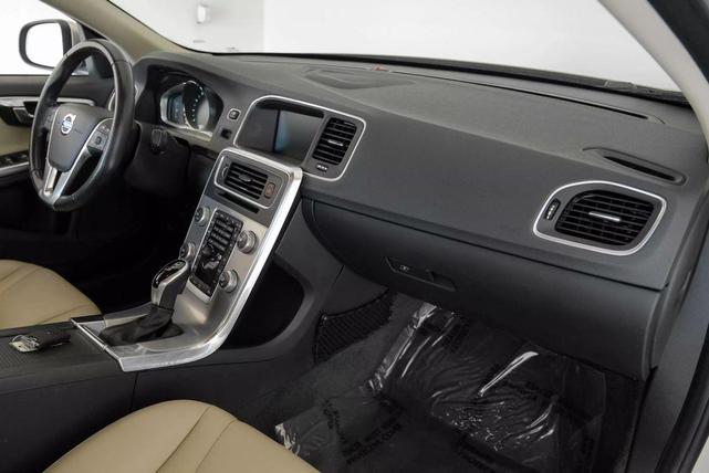 Photo of 2017 Gold Volvo S60 Inscription
