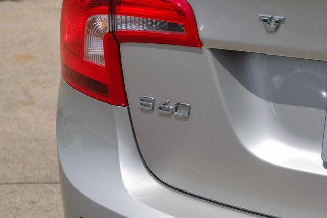 Photo of 2017 Gold Volvo S60 Inscription