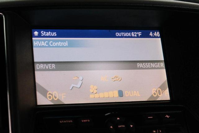 Photo of 2010 White Nissan Maxima