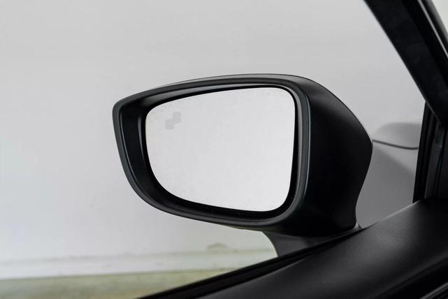 Photo of 2017 Gray Mazda Mazda3